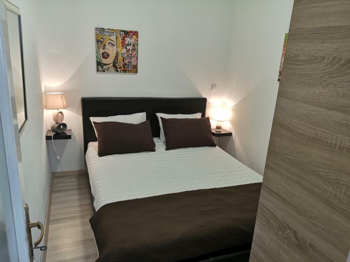 Studio Bi Apartment Umag Exterior photo